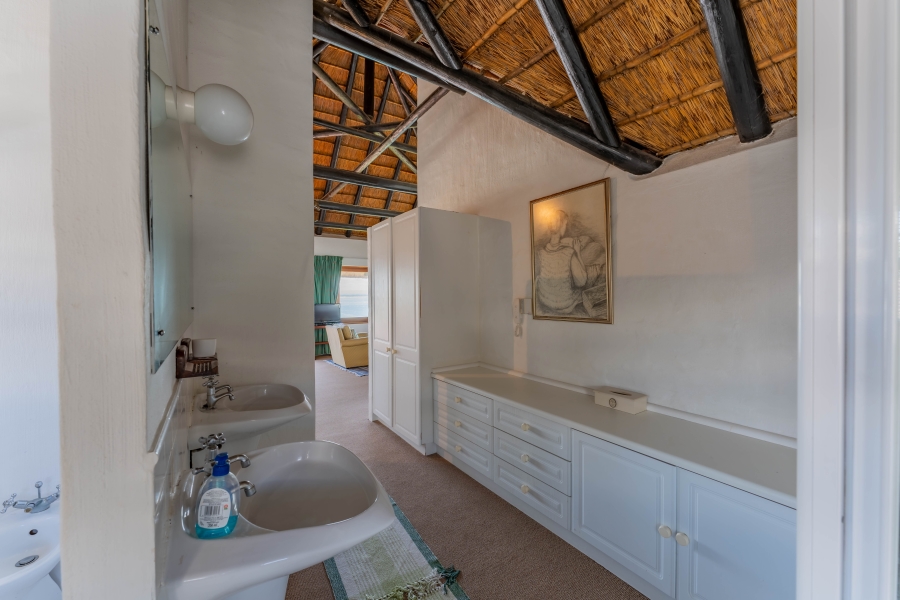 5 Bedroom Property for Sale in St Francis Bay Village Eastern Cape